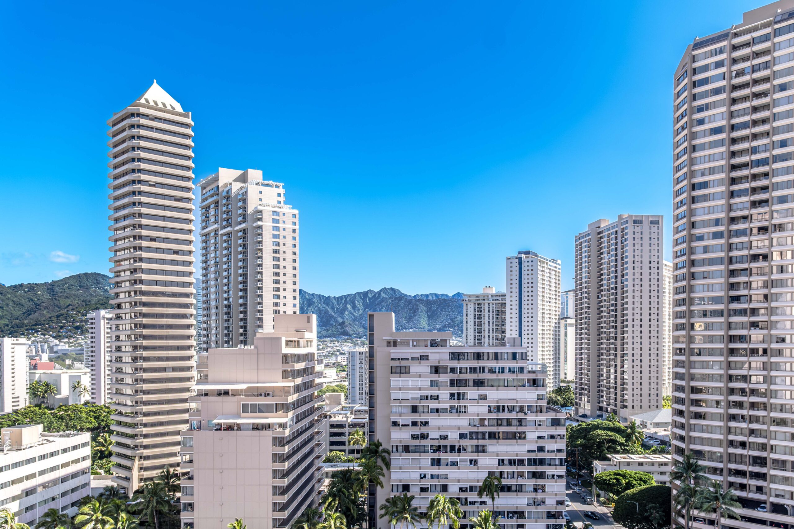 HBuildingLeft_LowRes